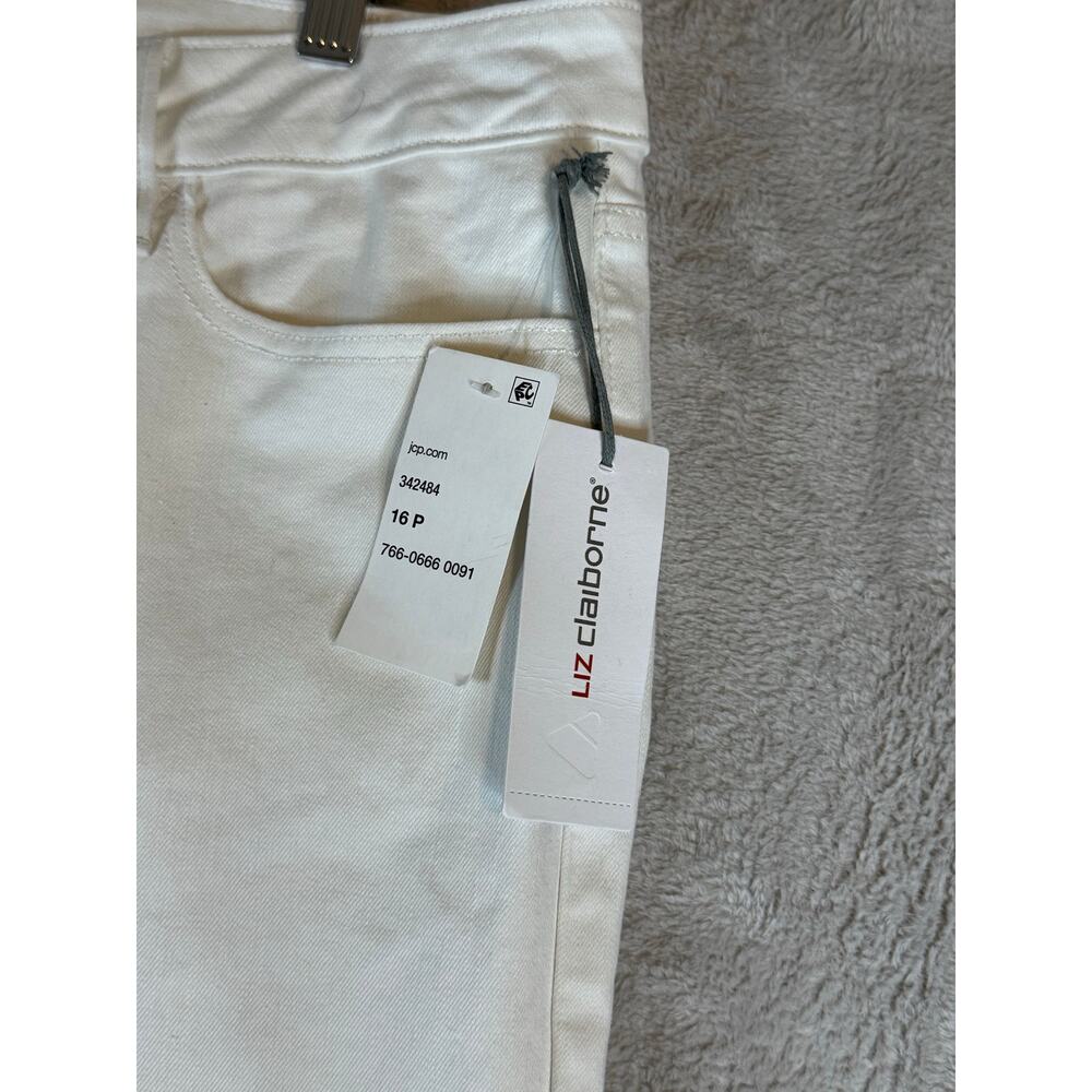 NEW Liz Claiborne Petite 16P White Flare Leg High Rise Stretch Jeans Denim Pants - Picture 2 of 10
